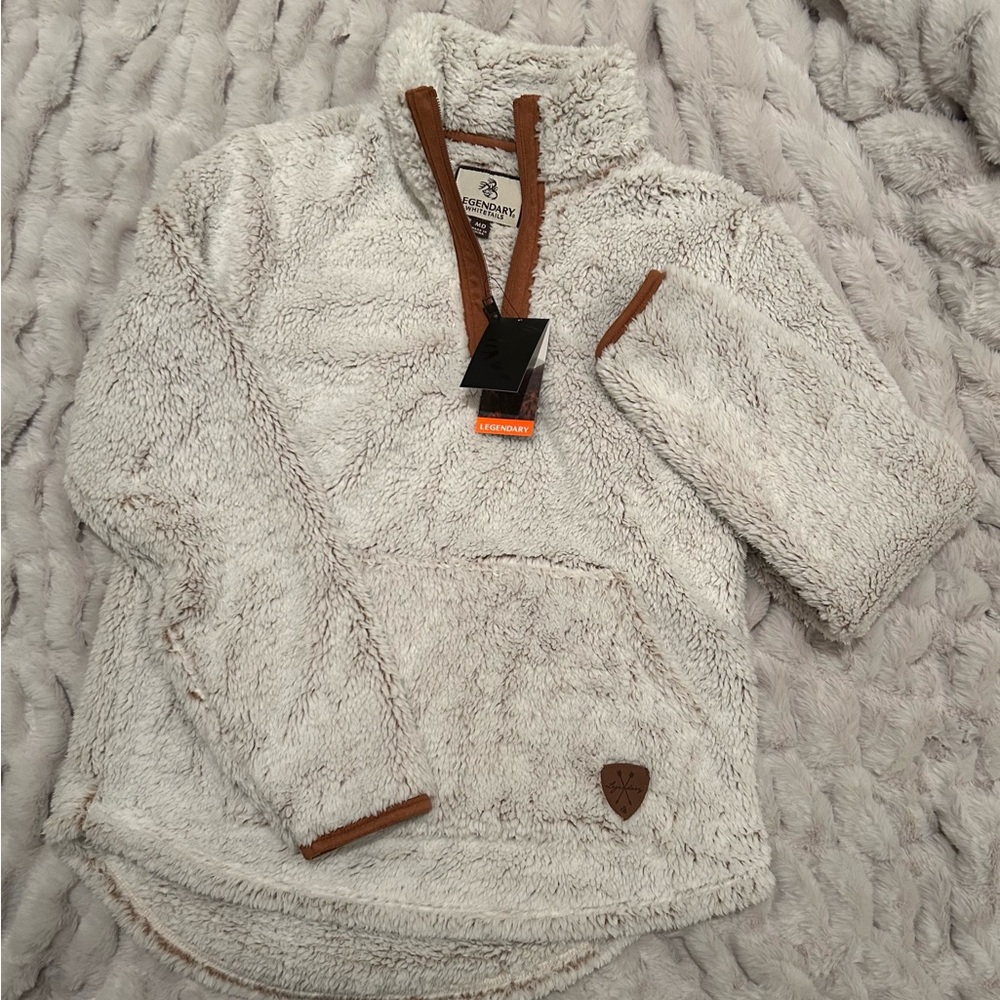Legendary Whitetails Women's Sherpa Jacket - Cream and Brown